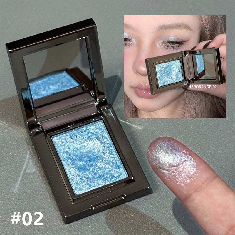 Chameleon Dark Green Eyeshadow Palette, Thin, Easy-to-Apply, Sparkling Pearly, Puree-like Eyeshadow, Illuminating Makeup
